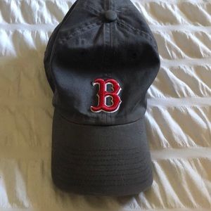 Boston fitted hat